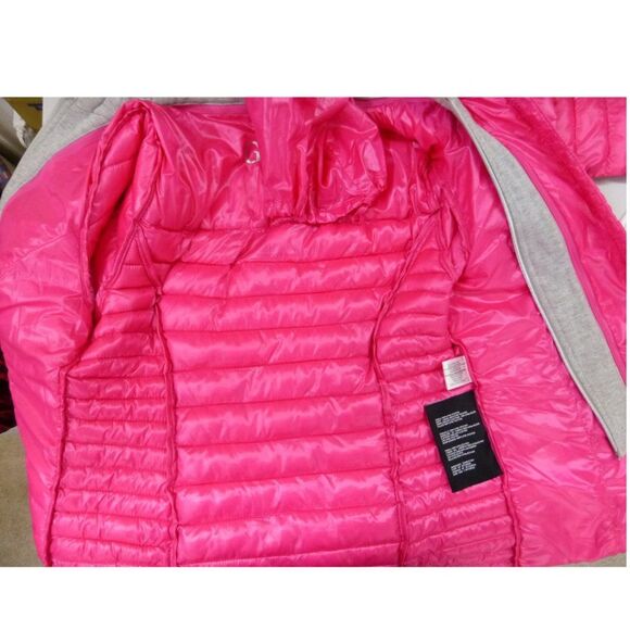GUESS Packable Hooded and Quilted Puffer Jacket - Picture 9 of 16